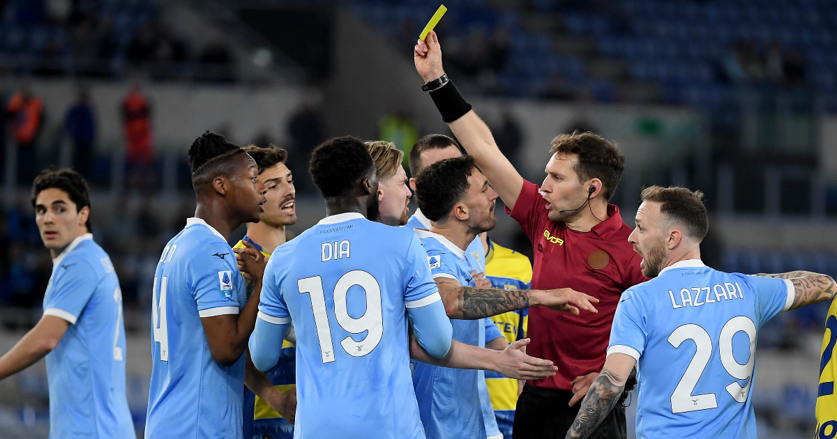 Lazio, ammonizione, arbitro