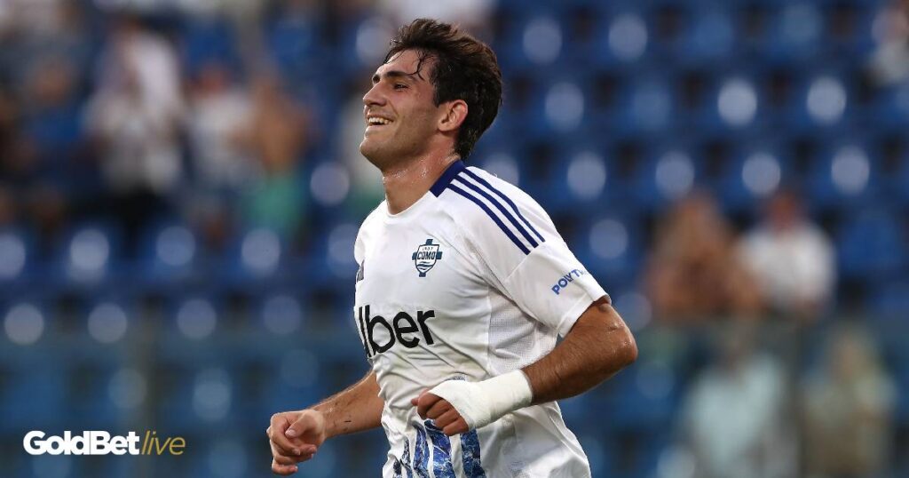 Ivan Azon, attaccante spagnolo classe 2002 del Como